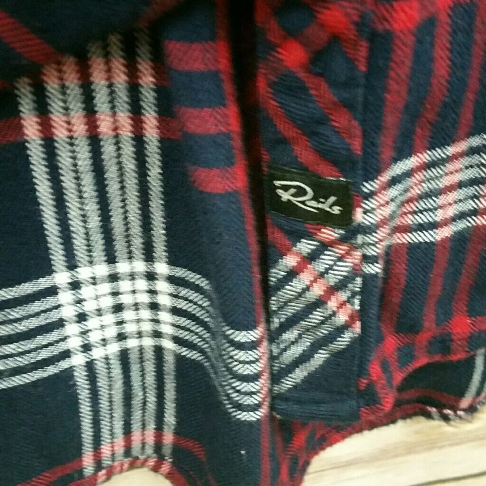 Rails Hunter Flannel Red And Blue Size Small - image 4